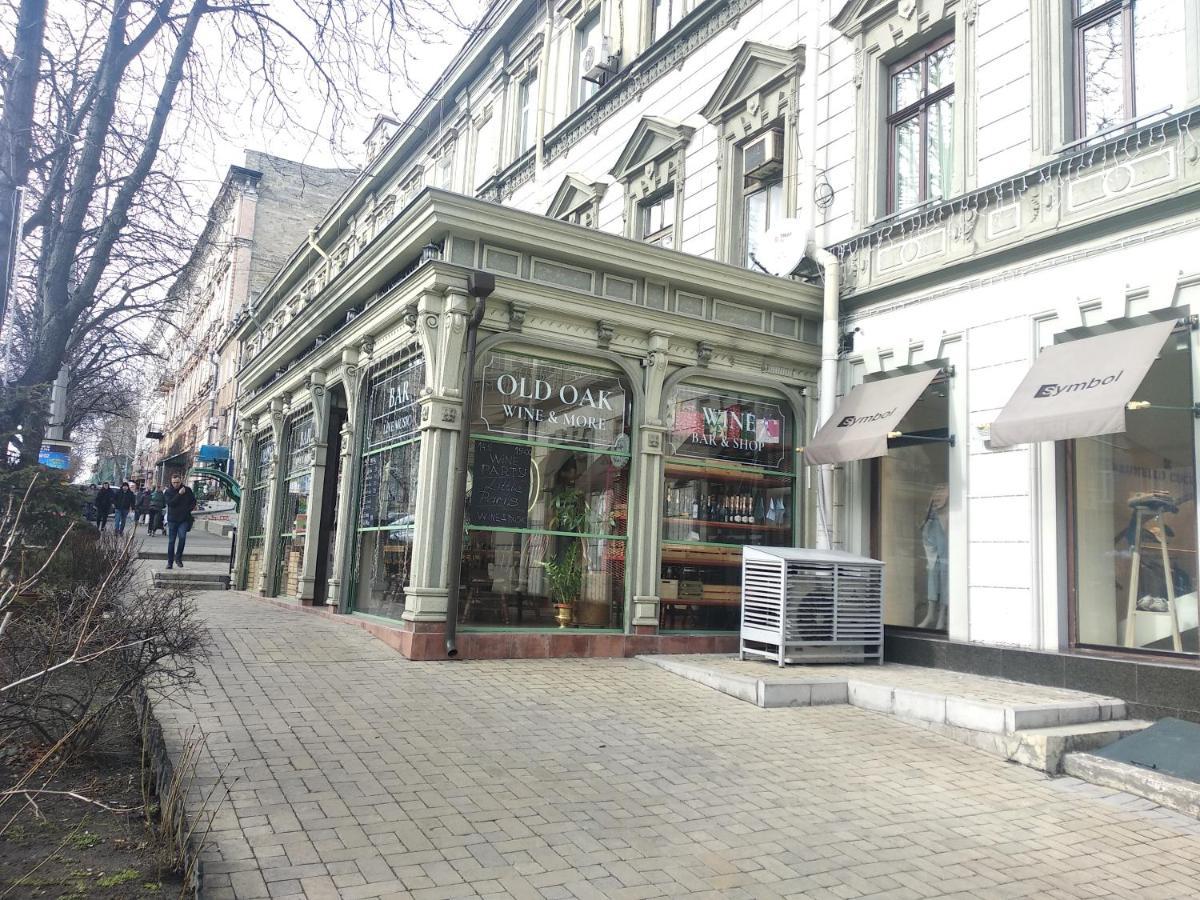 Pushkinskaya 14 Aparts Odessa Exterior foto